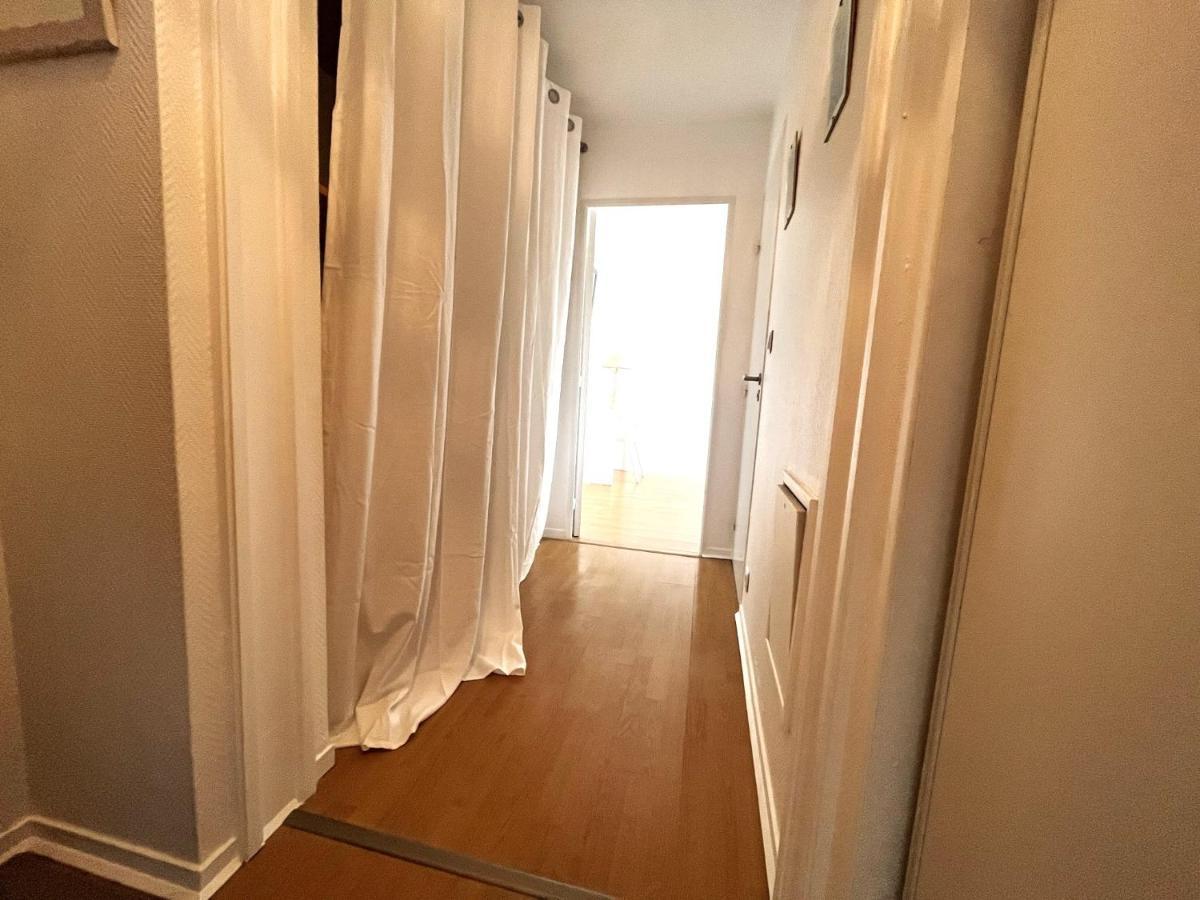 Charmant Appartement Proche Centre Ville Remeš Exteriér fotografie