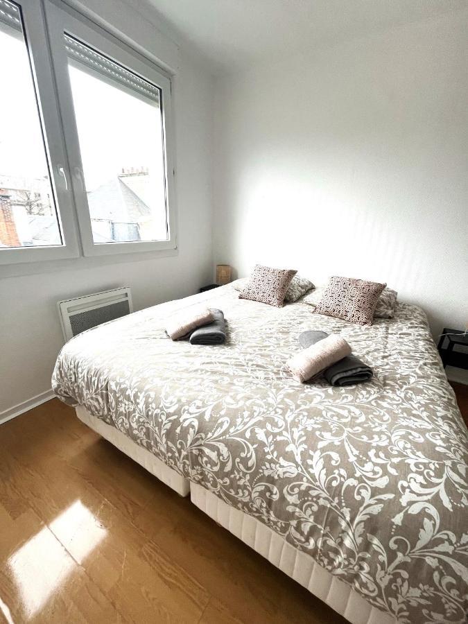 Charmant Appartement Proche Centre Ville Remeš Exteriér fotografie