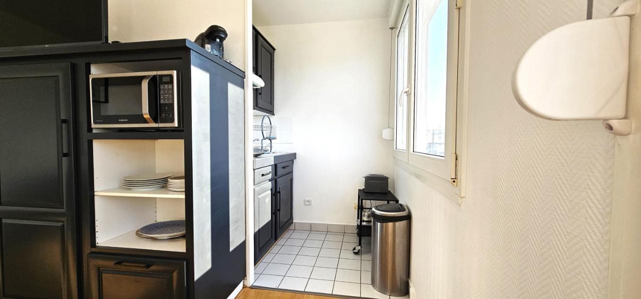 Charmant Appartement Proche Centre Ville Remeš Exteriér fotografie
